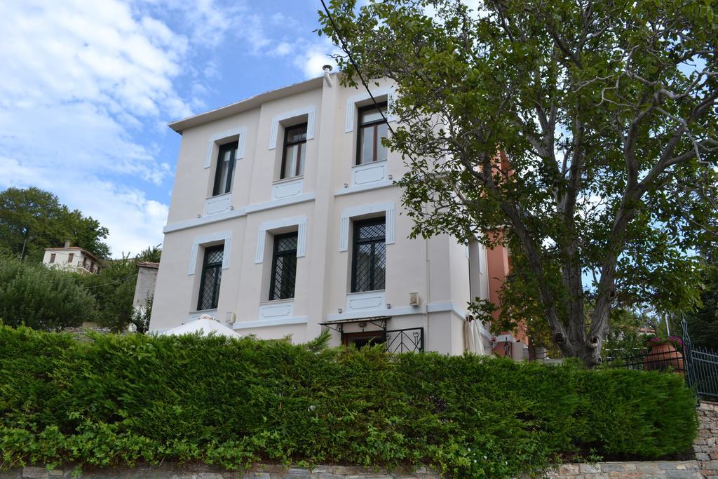 Vogiatzopoulou Guesthouse Агиос-Георгиос-Нилиас Экстерьер фото